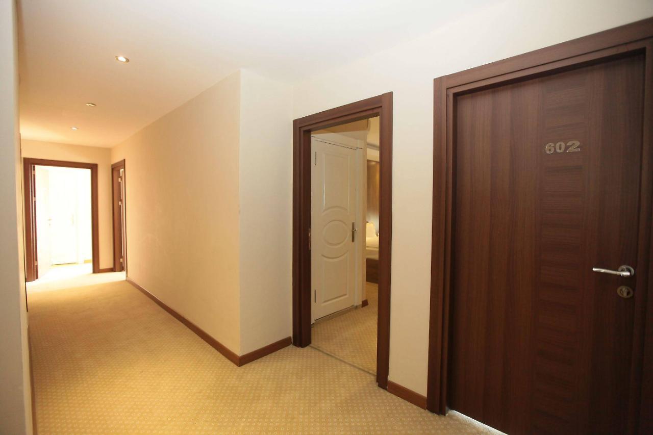 Ny World Hotel Provincia di Provincia di Istanbul Esterno foto