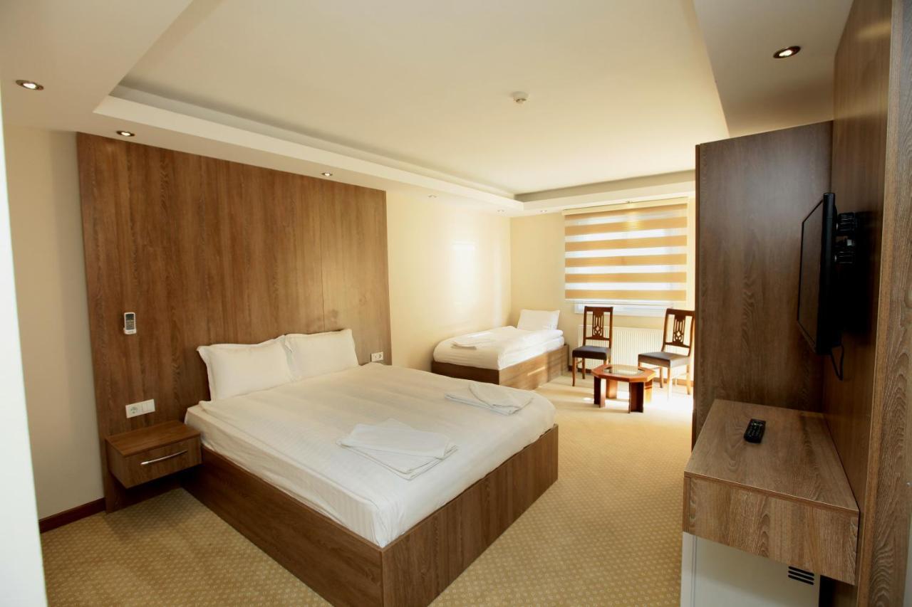 Ny World Hotel Provincia di Provincia di Istanbul Esterno foto