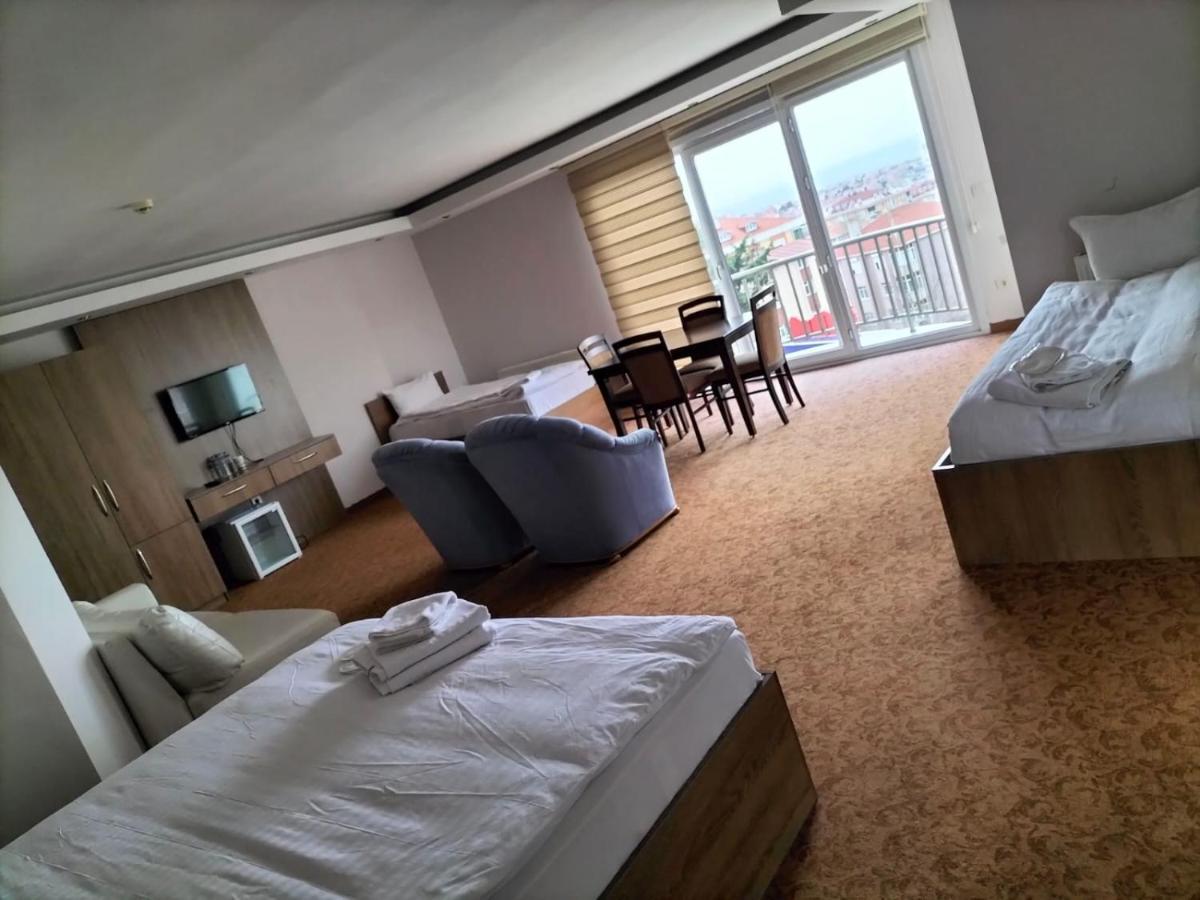 Ny World Hotel Provincia di Provincia di Istanbul Esterno foto