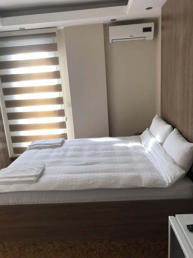 Ny World Hotel Provincia di Provincia di Istanbul Esterno foto