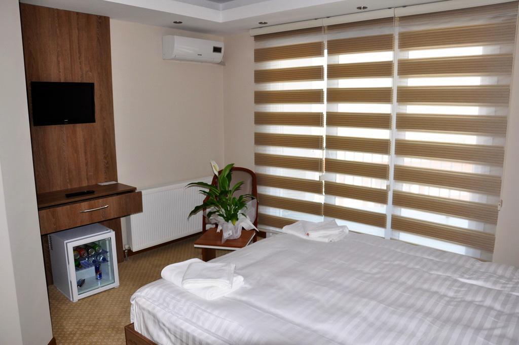 Ny World Hotel Provincia di Provincia di Istanbul Esterno foto
