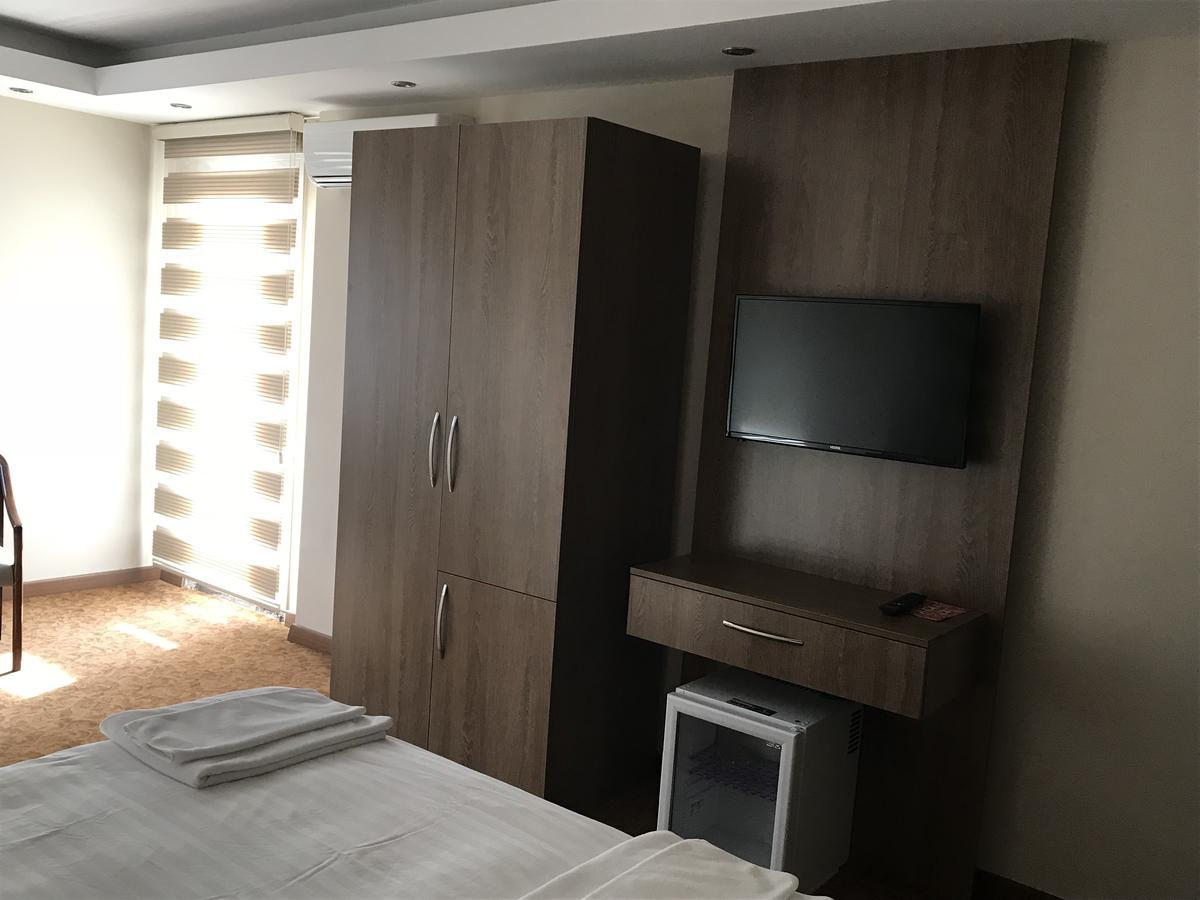Ny World Hotel Provincia di Provincia di Istanbul Esterno foto