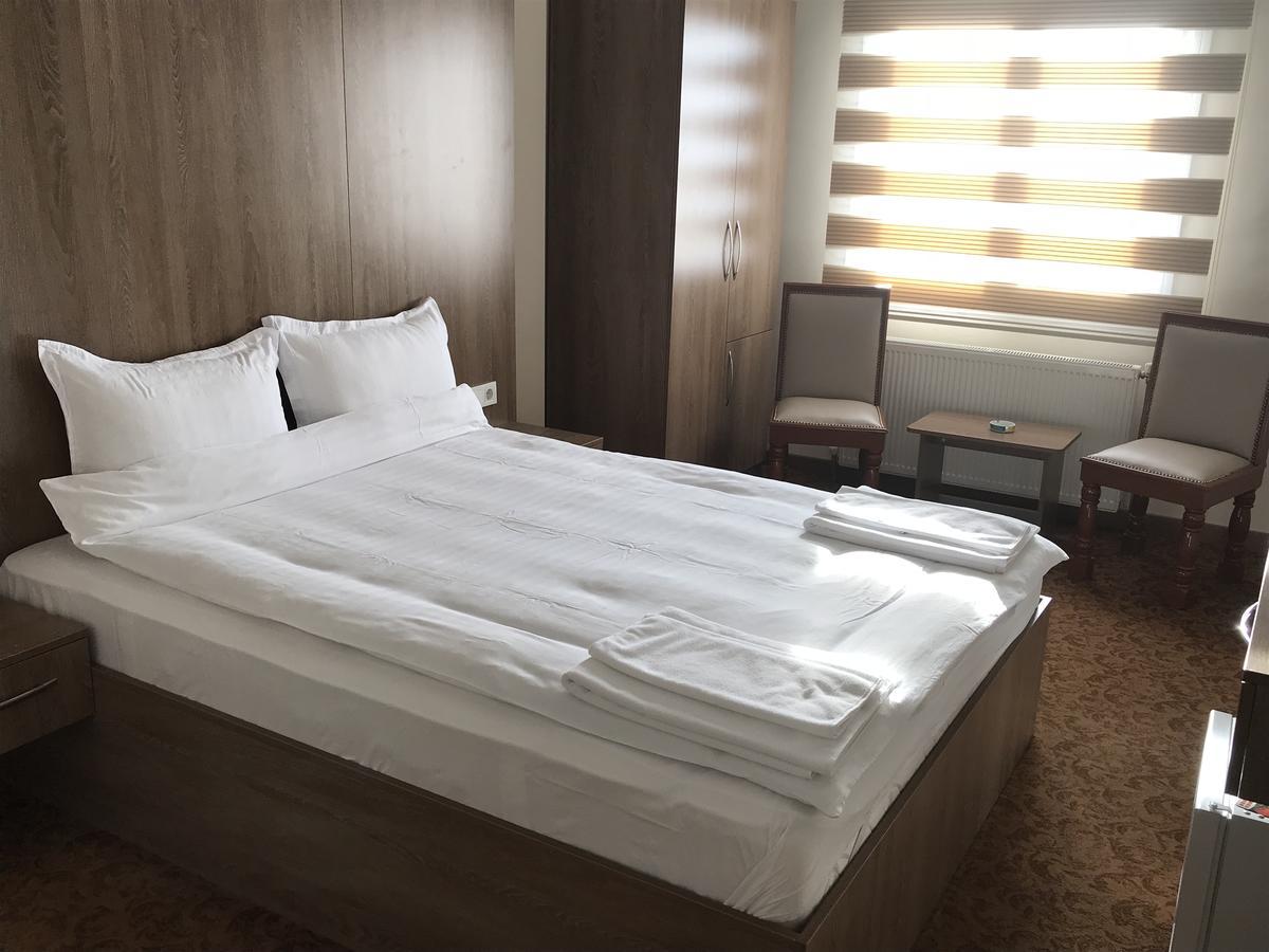 Ny World Hotel Provincia di Provincia di Istanbul Esterno foto